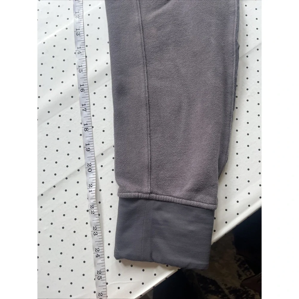 Lululemon Scuba Jogger Gray Fleece Lined Sweatpants Women's 4 Zip Pocket